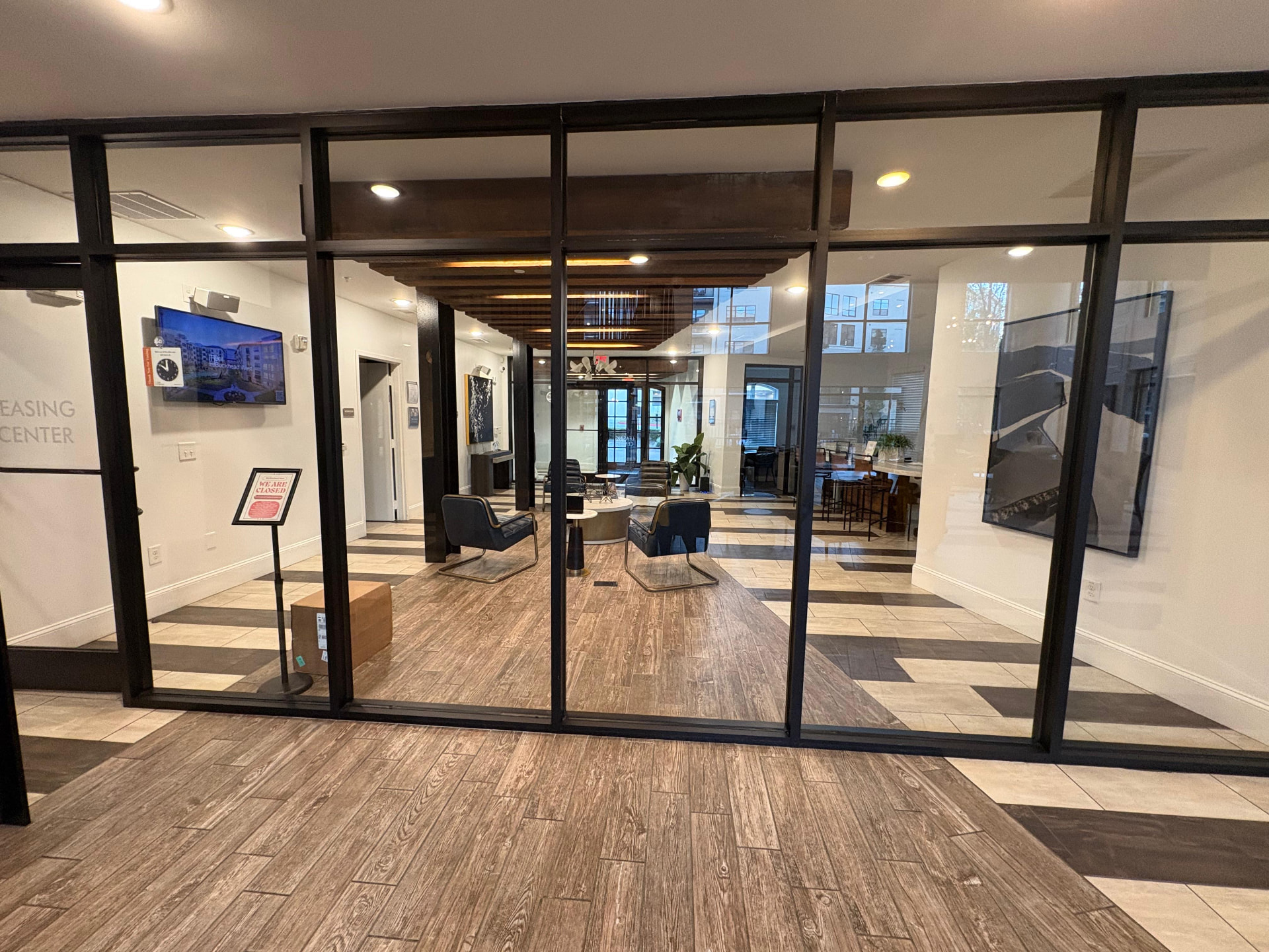 Storefronts & Entryways